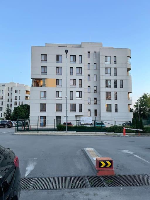 Варна Сити Парк С Паркомясто Ngoại thất bức ảnh