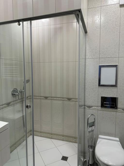 Варна Сити Парк С Паркомясто Ngoại thất bức ảnh